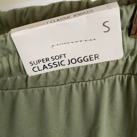 Love Streak Joggers Flash Sales, 53 